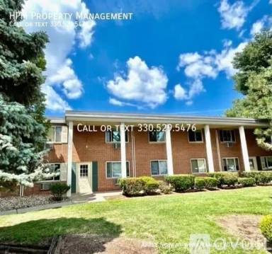 Main picture of Royal Oaks Apartments