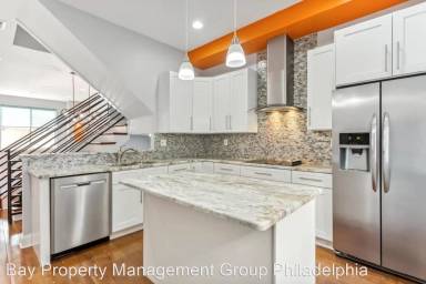 Main picture of 1919 League St