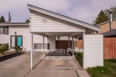 Main picture of 918 N Lee Ave