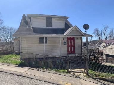 Main picture of 1527 Red Oak St