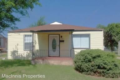 Main picture of 1407 N Polk St