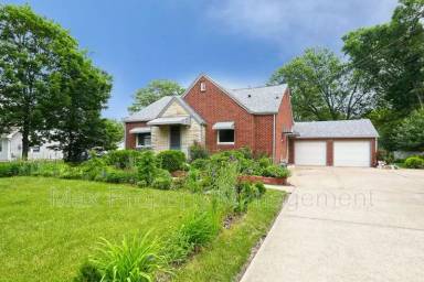 Main picture of 2721 Westover Blvd