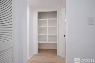 Main picture of 106 Woodhouse Ln