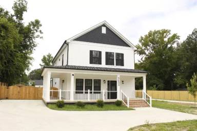 Main picture of 3633 Guess Rd