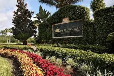 Main picture of 18111 Bridle Club Dr