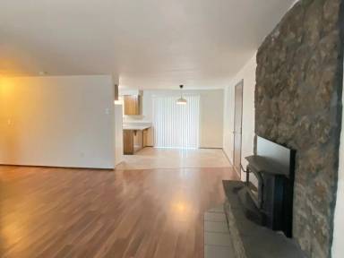 Main picture of 1544 SW Knoll Ave