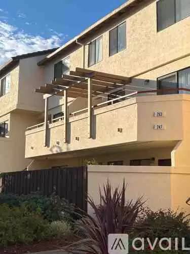 Main picture of 5075 Valley Crest Dr