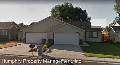 Main picture of 2825 Cougar Ave