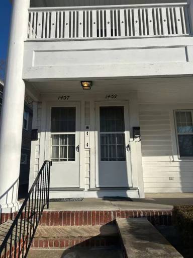 Main picture of 1439 Vassar Dr