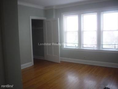 Main picture of 4888 W Armitage Ave
