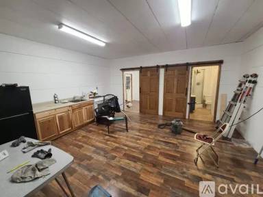 Main picture of 4121 S Darr Rd