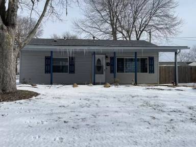 Main picture of 90 Saratoga Dr