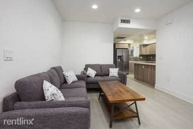 Main picture of 1301 Brockton Ave