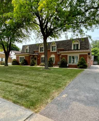 Main picture of 2406 Rockspring Rd