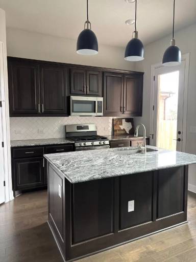 Main picture of 4700 Sea Salt Dr