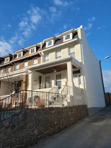 Main picture of 3122 Warder St NW