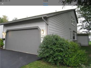 Main picture of 19 Parkington Cir
