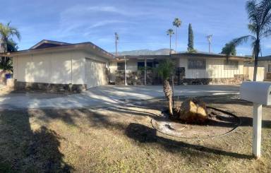 Main picture of 238 E 39th St