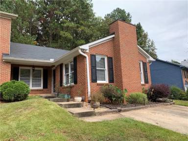 Main picture of 1903 Cooper Landing Dr SE