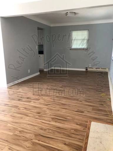 Main picture of 3525 Douglas Rd