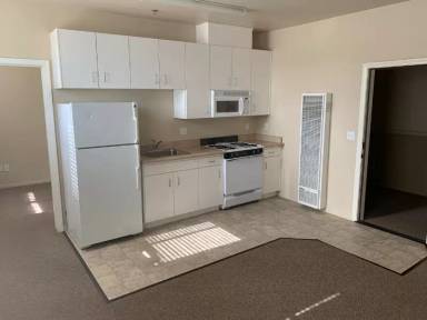 Main picture of 781 Marsh St