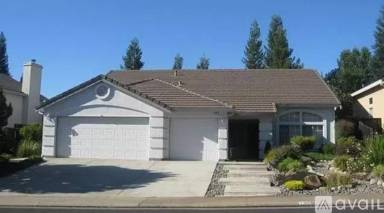 Main picture of 196 Bayline Cir