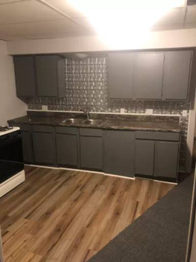 Main picture of E 2nd St