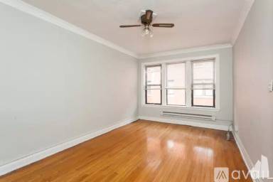 Main picture of 3933 N Janssen Ave