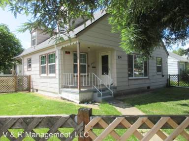 Main picture of 2415 Myrtle Ave NE