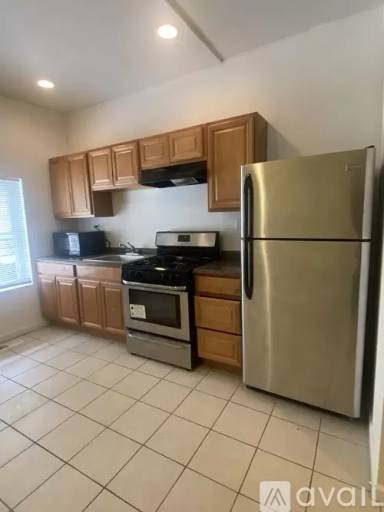 Main picture of 447 N Curley St