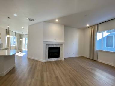 Main picture of 5908 Rendezvous Pkwy