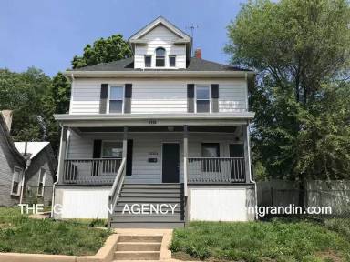 Main picture of 1240 Dale Ave SE