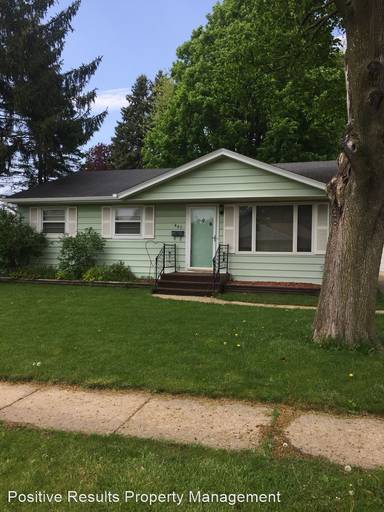 Main picture of 907 Bancroft Pl