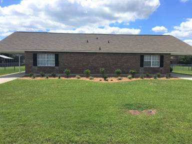 Main picture of 5 Crosswinds Dr