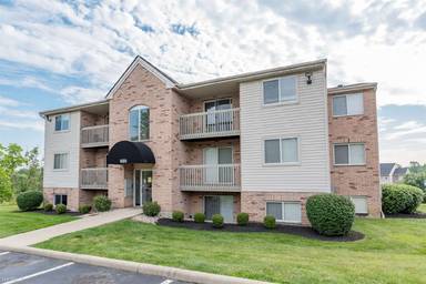 Main picture of Deerfield Crossing Apartments