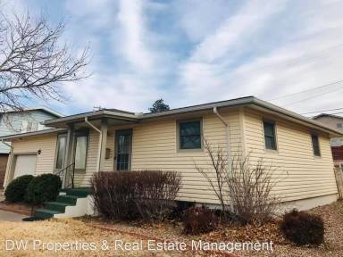 Main picture of 2114 Thompson Ave
