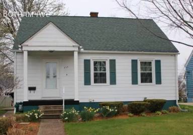 Main picture of 715 Botham Ave