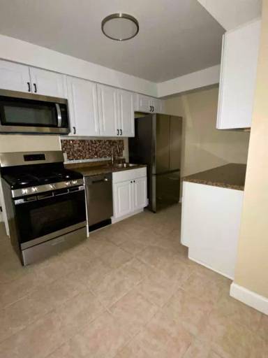 Main picture of 127 W Sycamore St