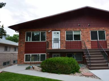 Main picture of 917 E 24th St