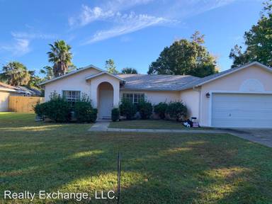 Main picture of 105 Pine Circle Dr