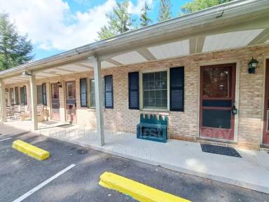 Main picture of 5104 Fairfield Rd