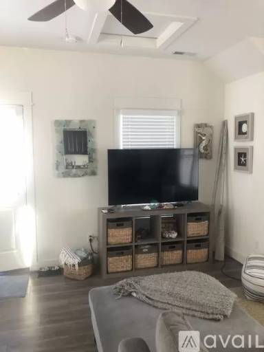 Main picture of 4701 Pleasant Ave