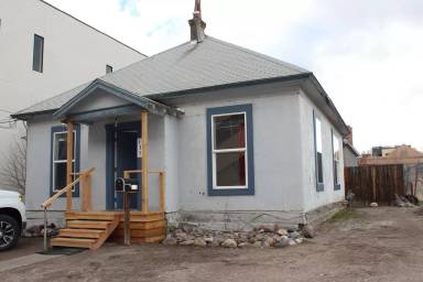 Main picture of 135 Pickard Pl