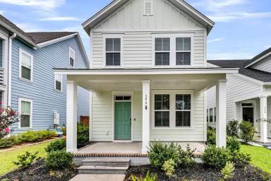 Main picture of 396 Ripple Park Dr