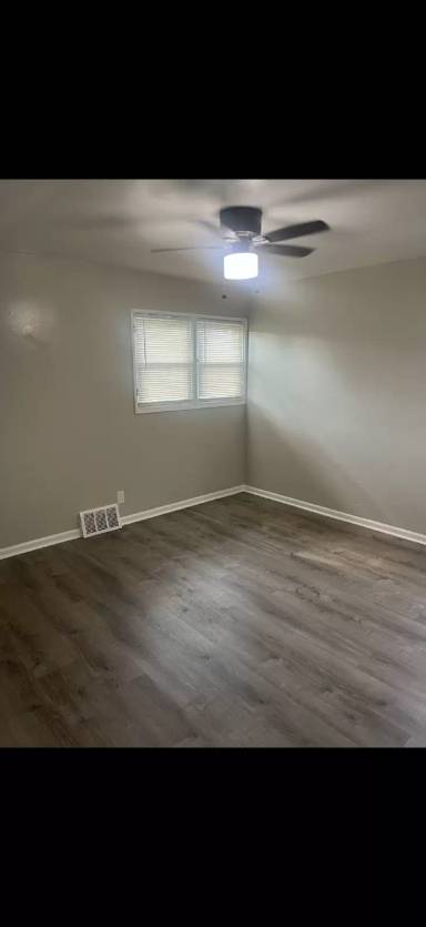 Main picture of 4832 N 54th St
