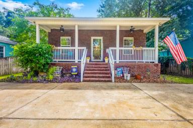 Main picture of 542 S 1st St