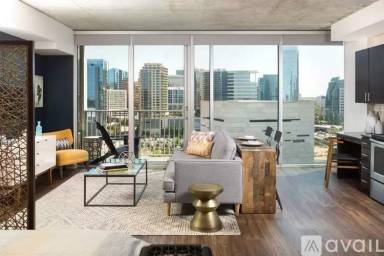 Main picture of SkyHouse Dallas Apartments Victory Park