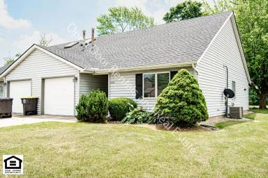 Main picture of 5221 Vermont Ln
