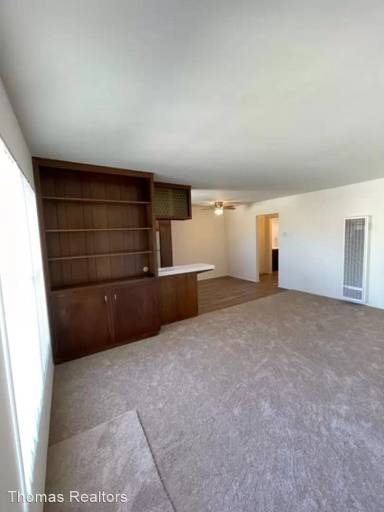 Main picture of 4575 Arizona St