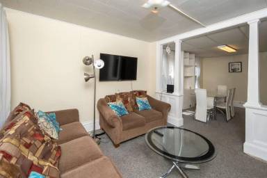 Main picture of 97 14th St